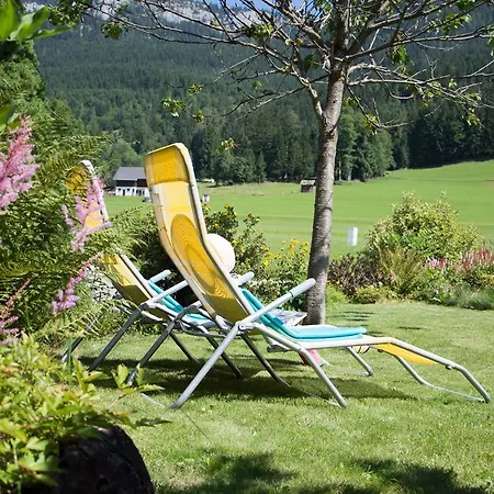 Landhaus Frischmuth Apartment Pichl bei Aussee
